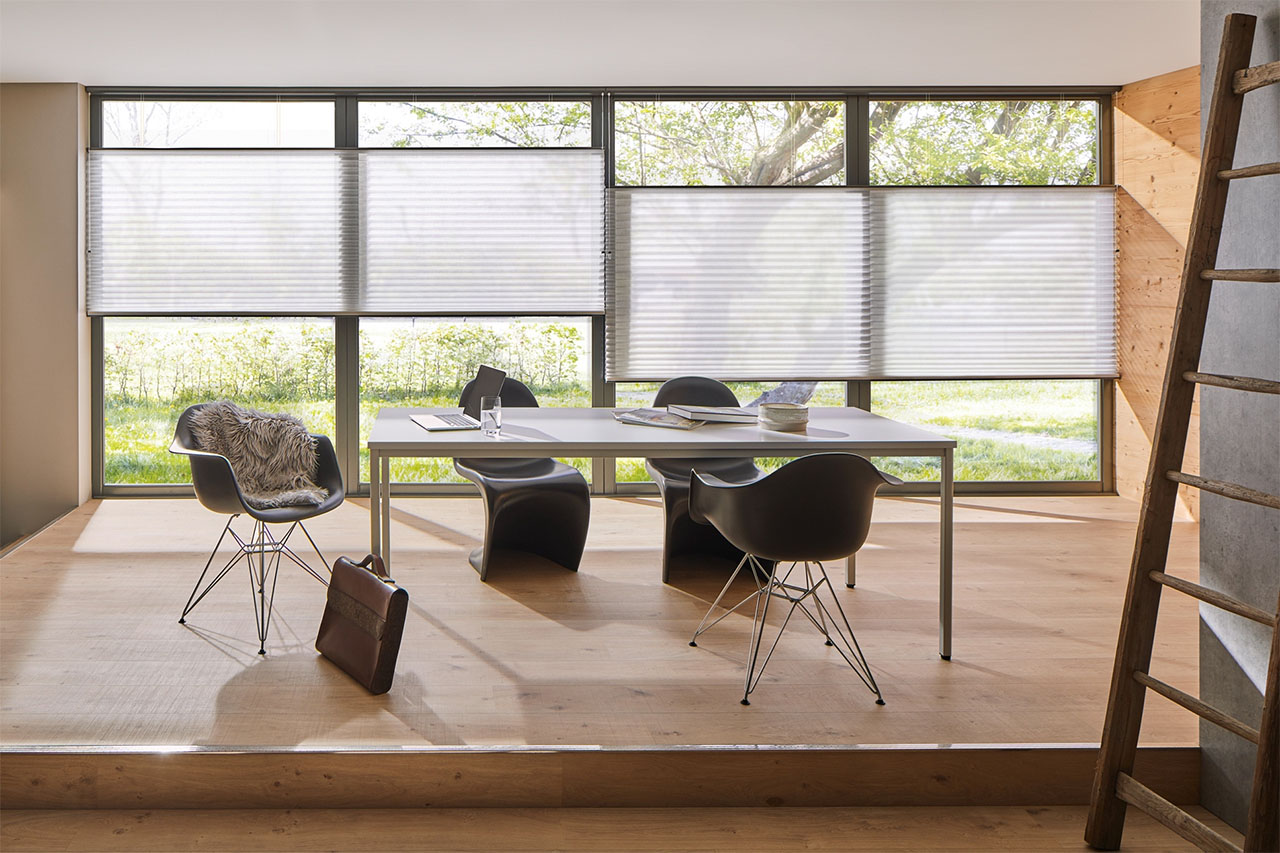 Freehanging honeycomb blinds Freehanging honeycomb blinds